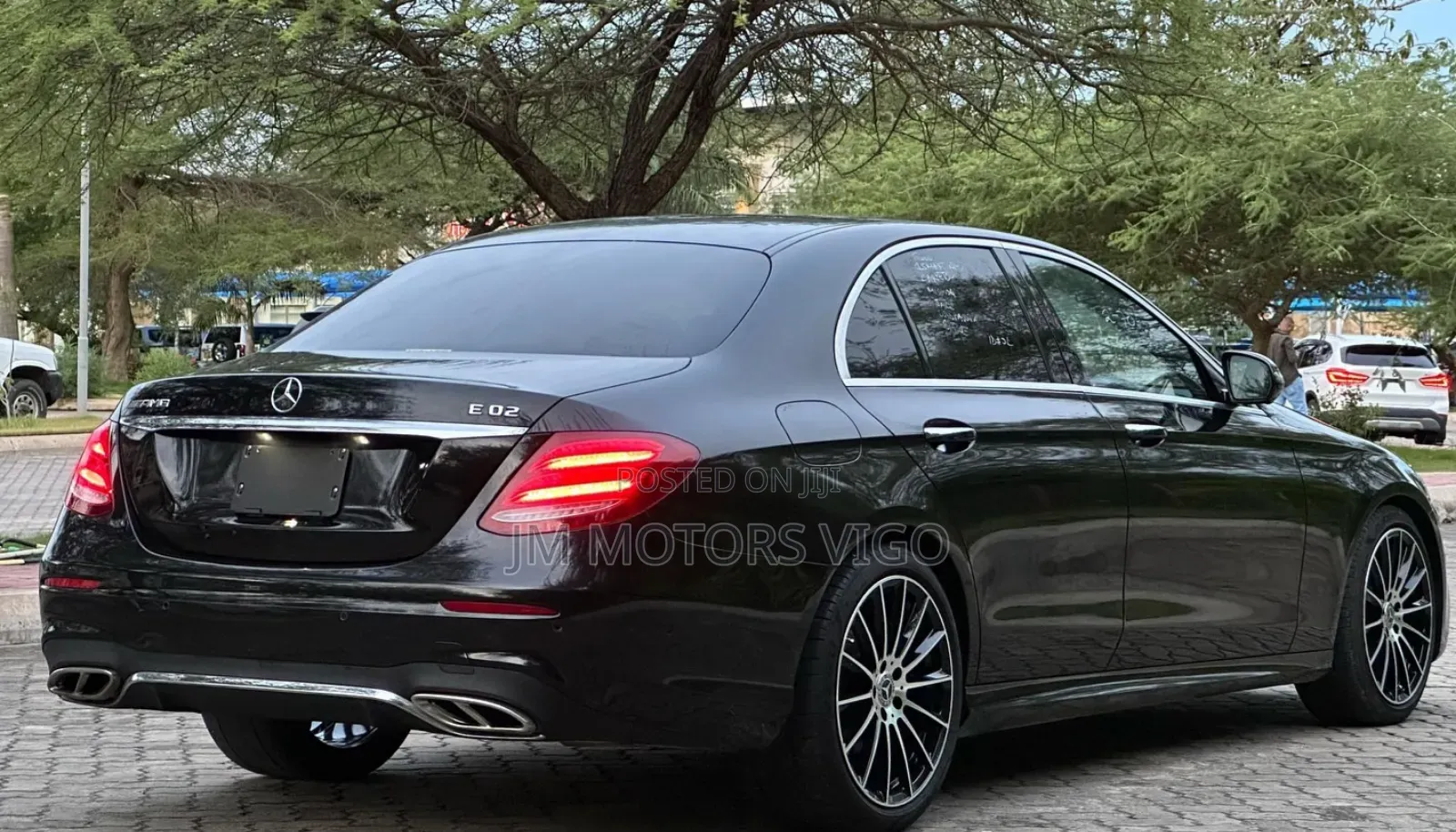 Mercedes-Benz E200 2016 Black