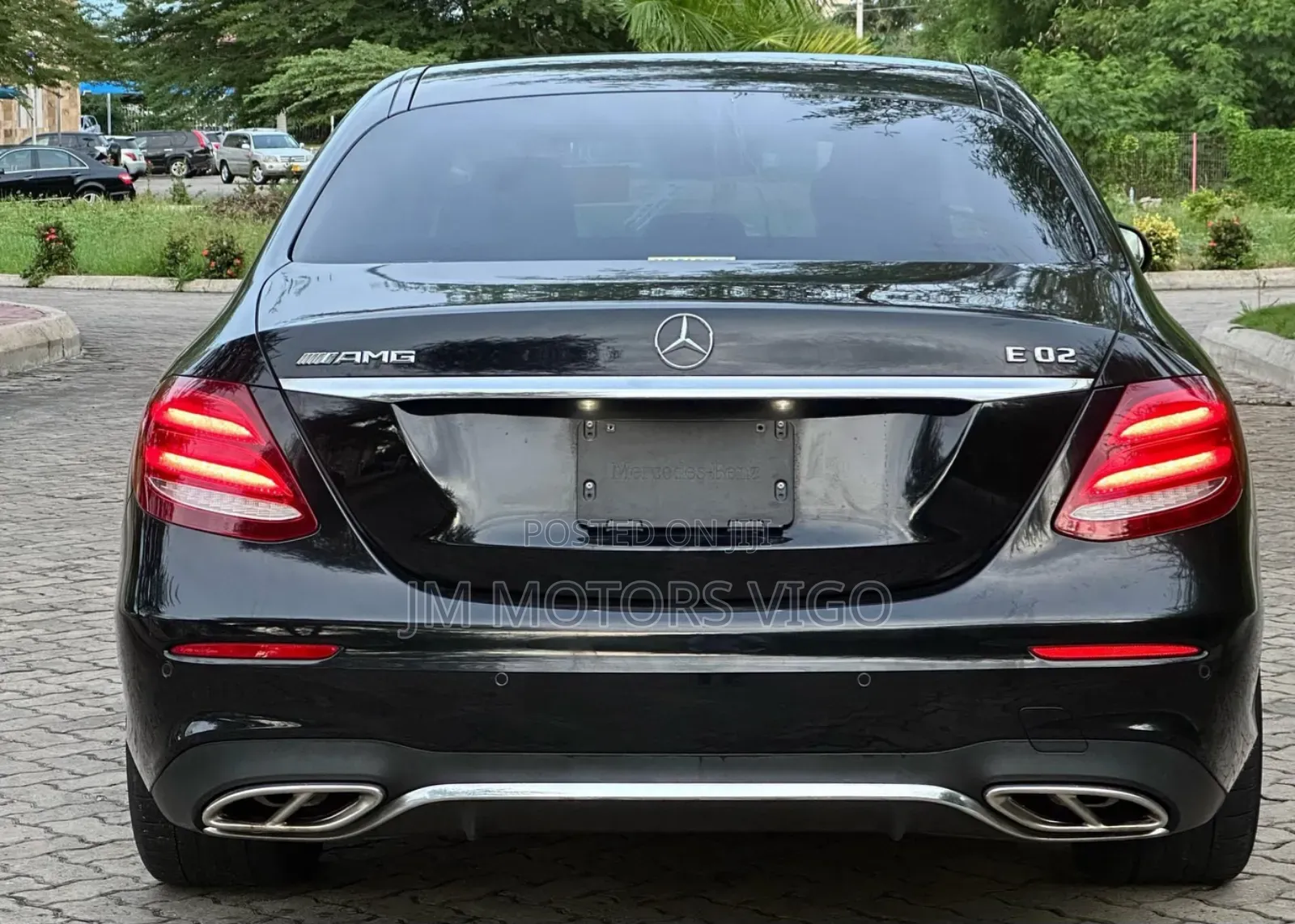 Mercedes-Benz E200 2016 Black