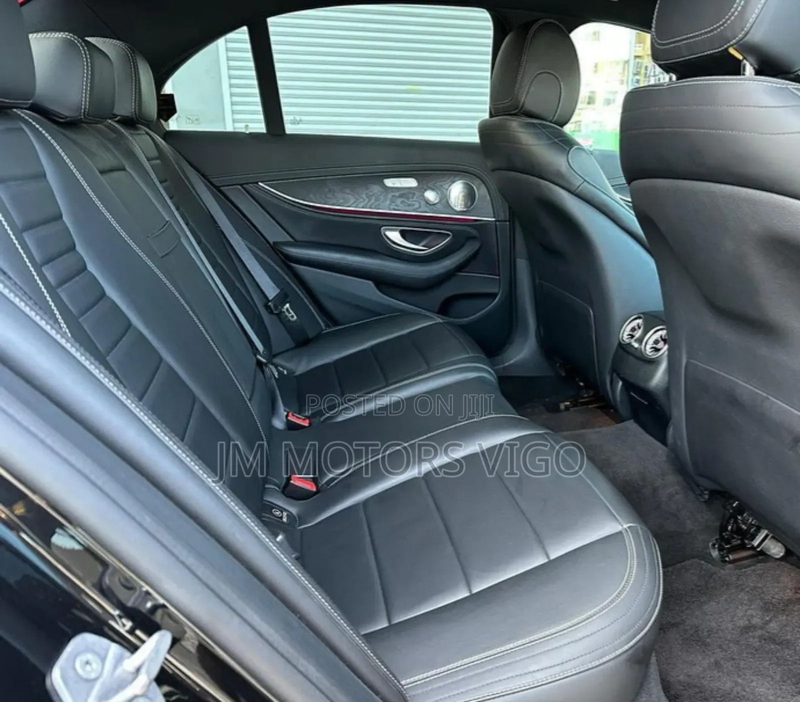 Mercedes-Benz E200 2016 Black