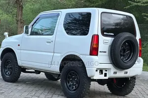 Suzuki Jimny 2002 White