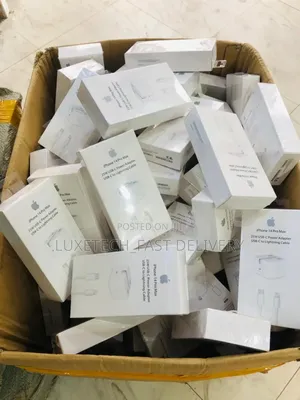 iPhone 14 Pro Max 25w Usb-C Adapters Usb-C-Lightning Cables