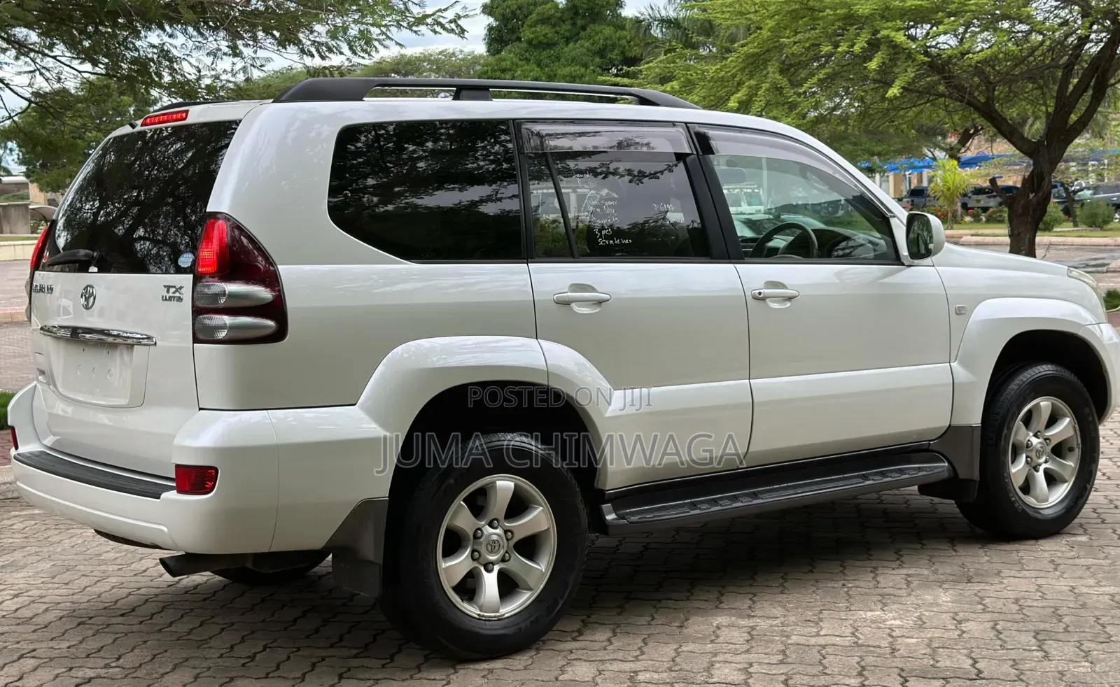 Toyota Land Cruiser Prado 2006 White