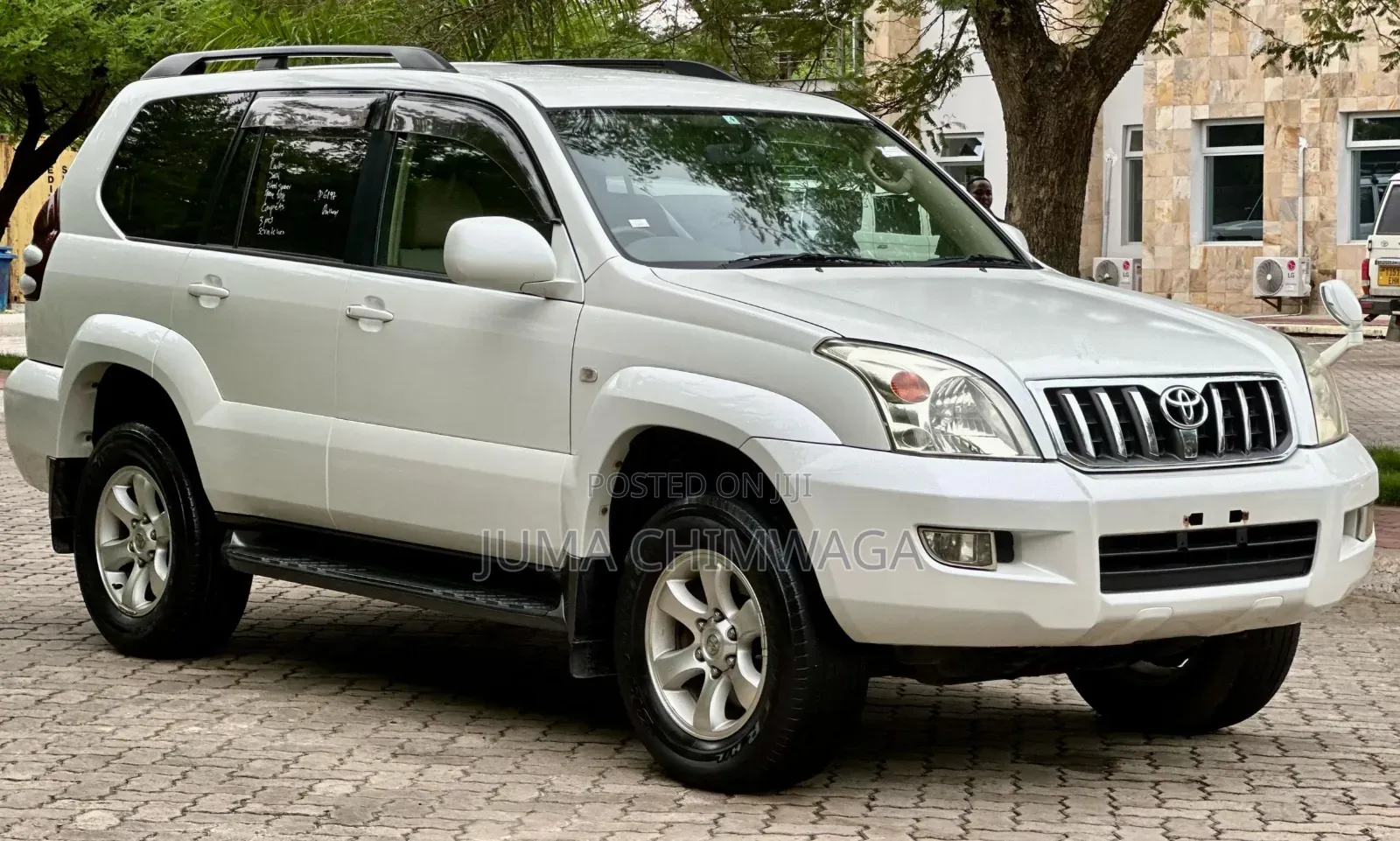 Toyota Land Cruiser Prado 2006 White