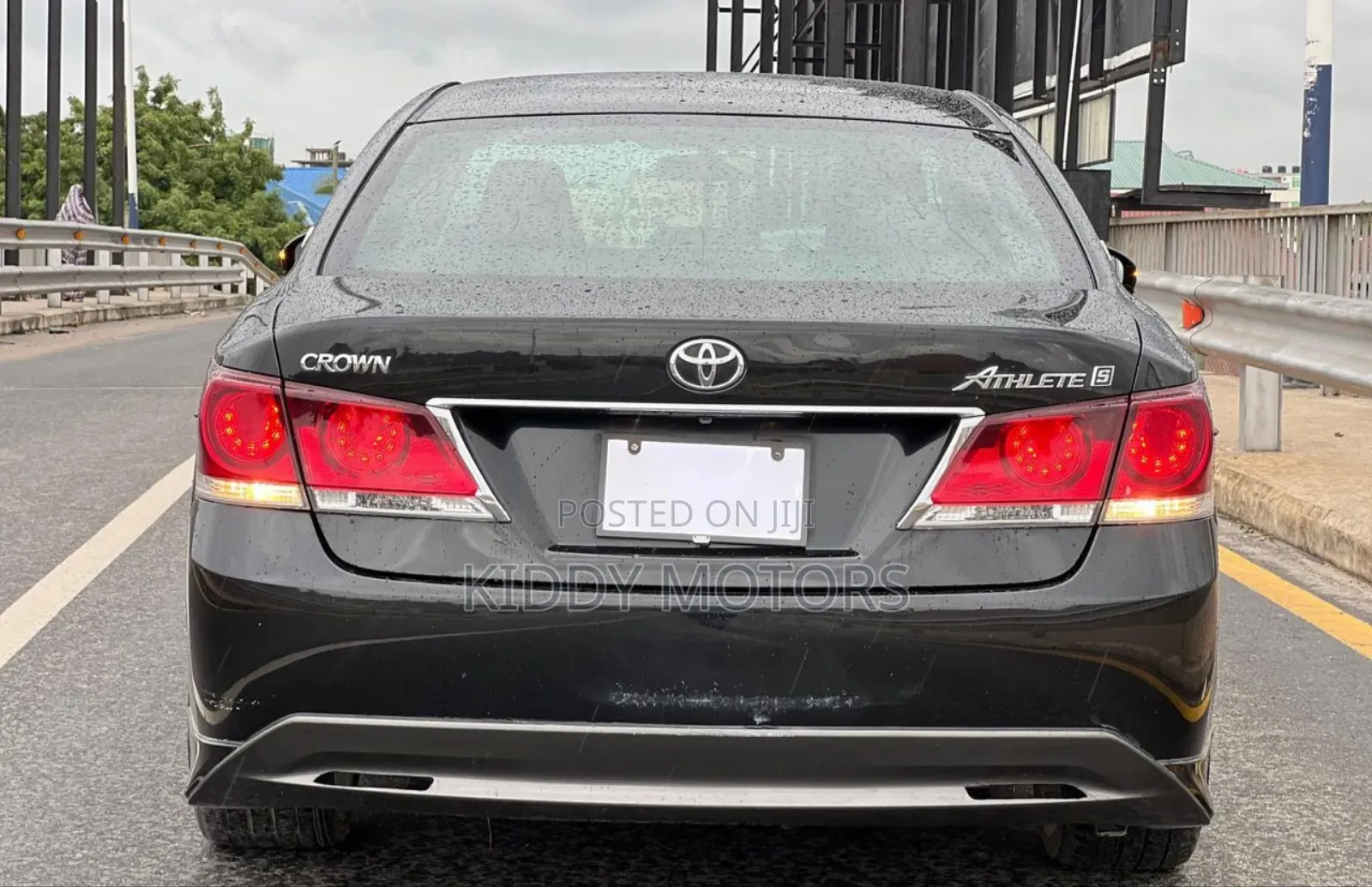 Toyota Crown 2014 Black