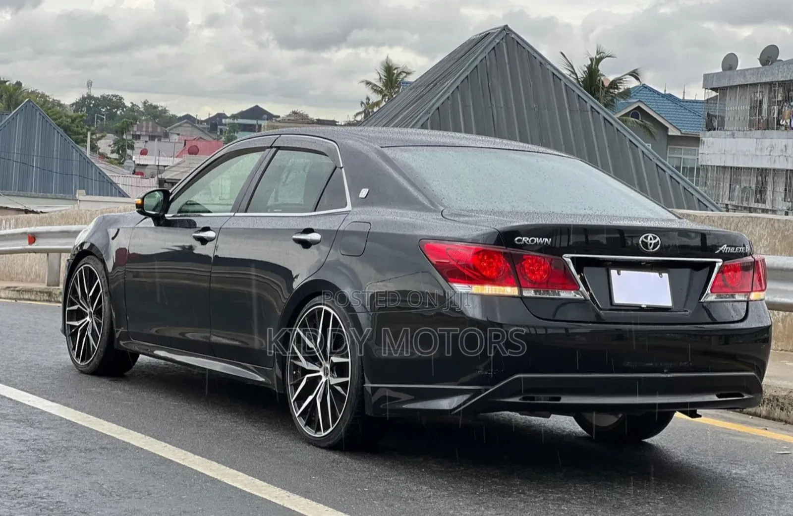 Toyota Crown 2014 Black