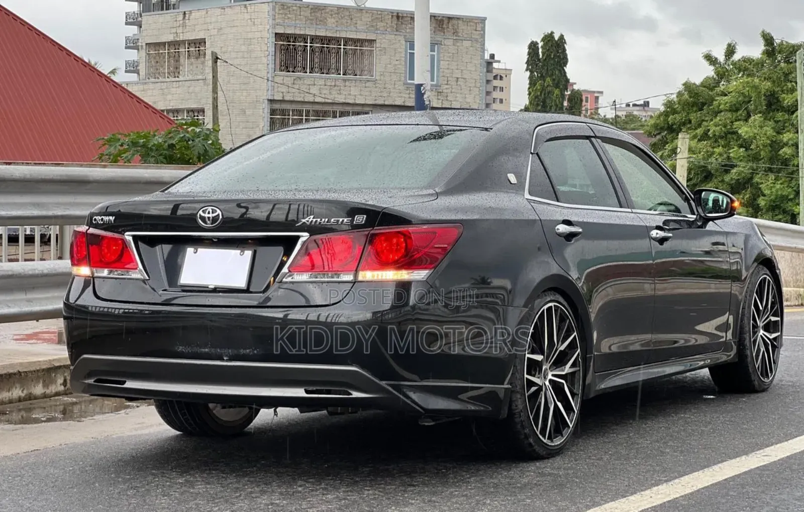 Toyota Crown 2014 Black