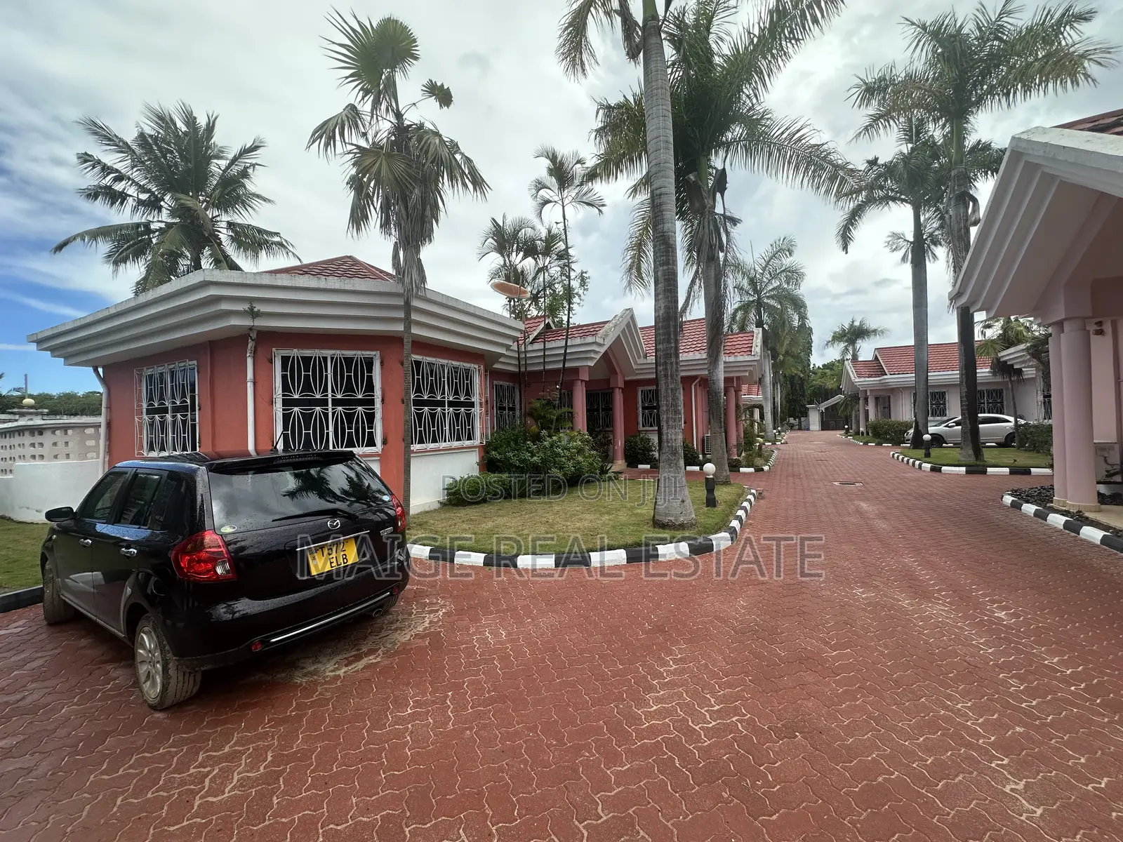 Furnished 3bdrm Villa in Mikocheni for rent