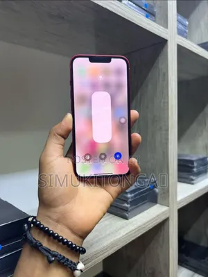 Apple iPhone 13 128 GB Red