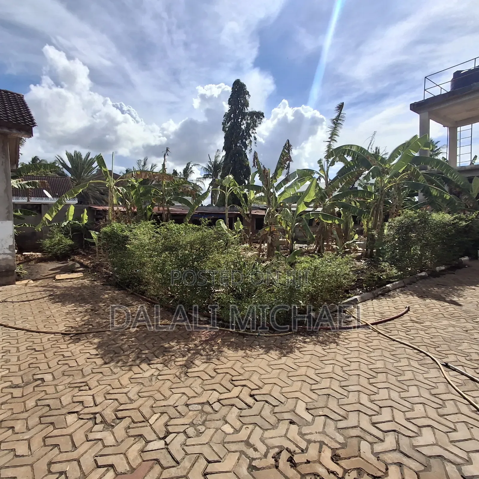 6bdrm House in Bahari Beach, Kunduchi for sale