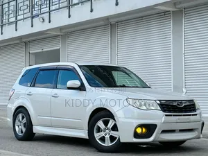 Subaru Forester 2.5X 2010 White
