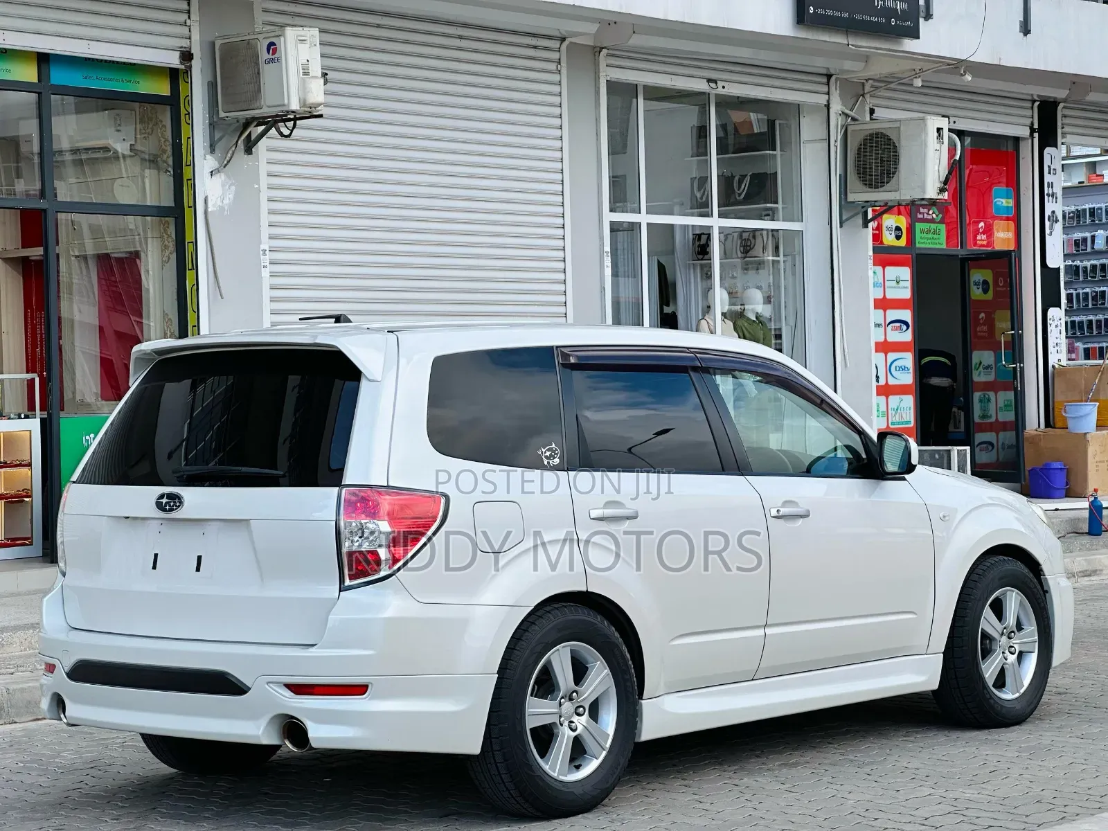 Subaru Forester 2.5X 2010 White