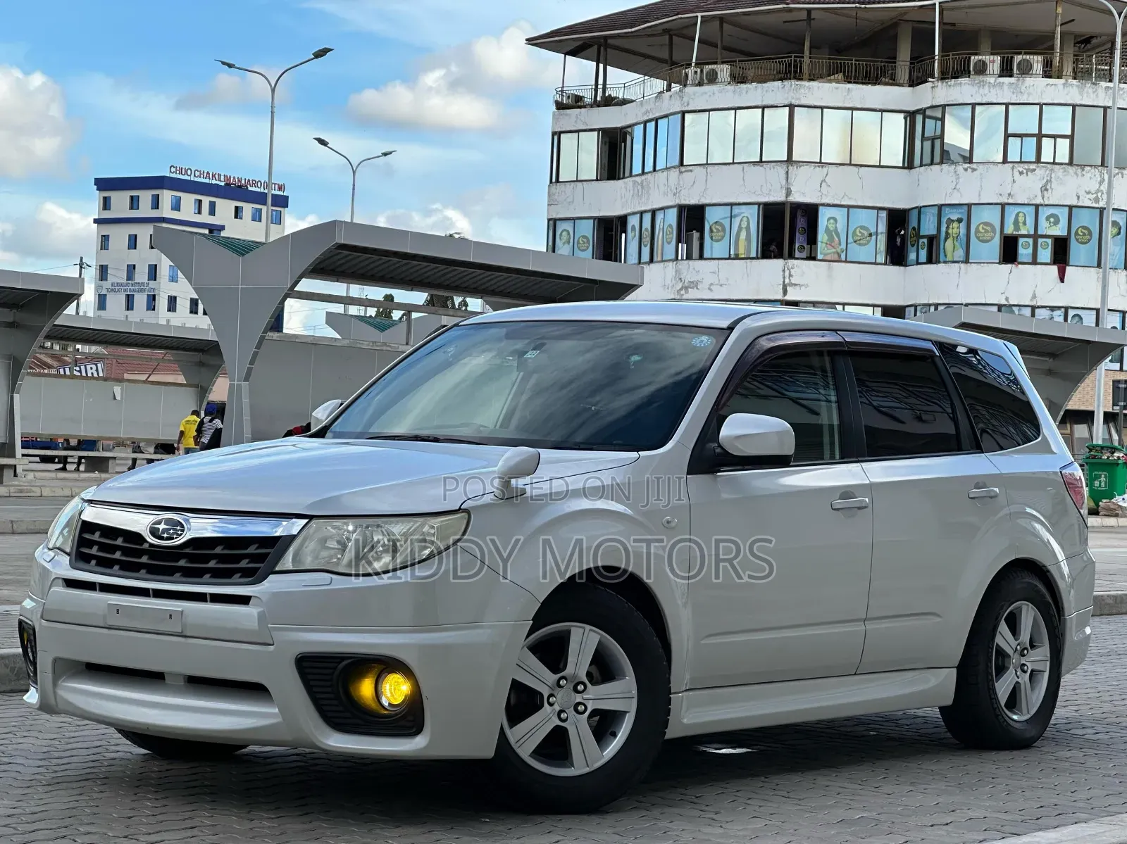 Subaru Forester 2.5X 2010 White
