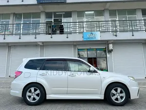 Subaru Forester 2.5X 2010 White
