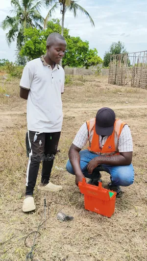 Utafiti Wa Maji Ardhini (Geophysical and Hydrological Survey