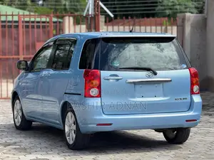 Toyota Raum 2005 Blue