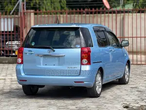 Toyota Raum 2005 Blue