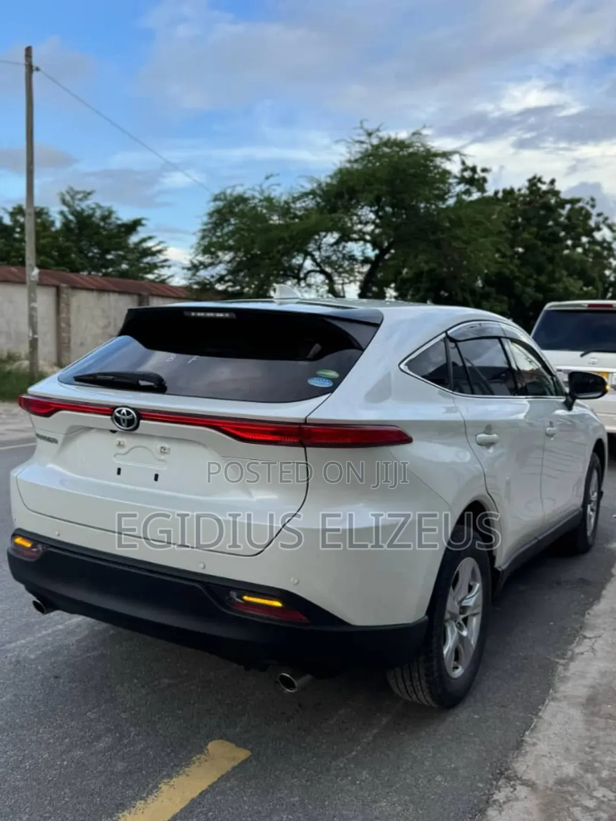 Toyota Harrier 2021 White