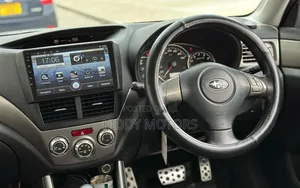 Subaru Forester 2010 Silver