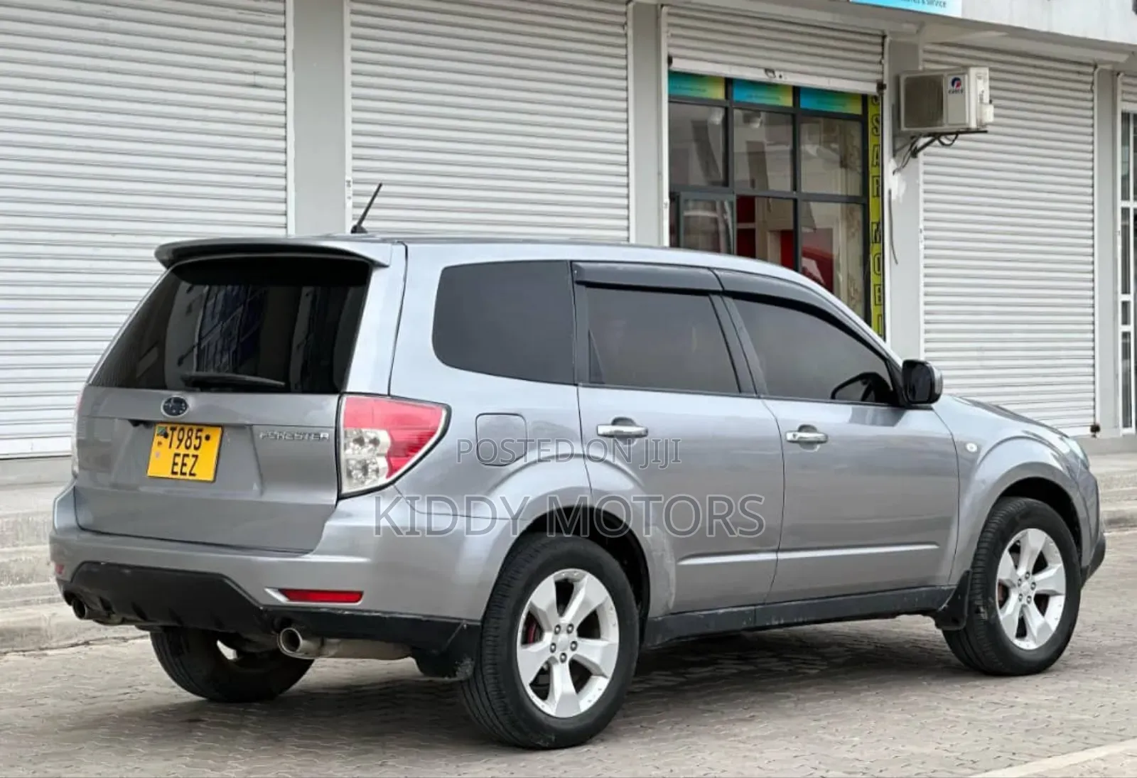 Subaru Forester 2010 Silver