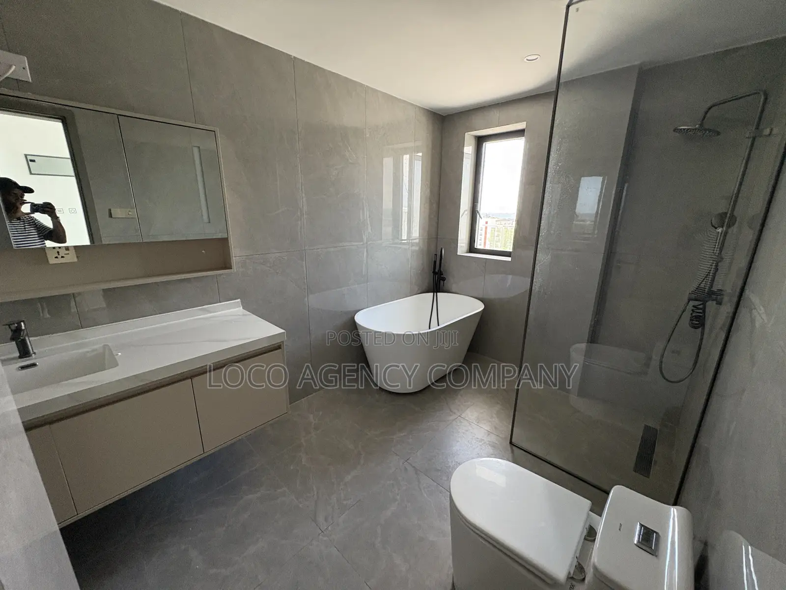 4bdrm Penthouse in Trusted Real Estate, Masaki for rent