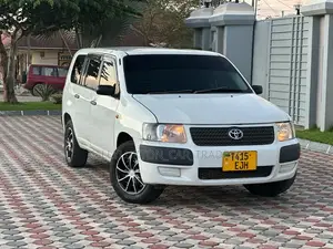 Toyota Succeed 2005 White