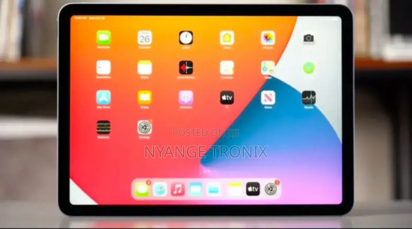 New Apple iPad 5 (2022) 64 GB Silver