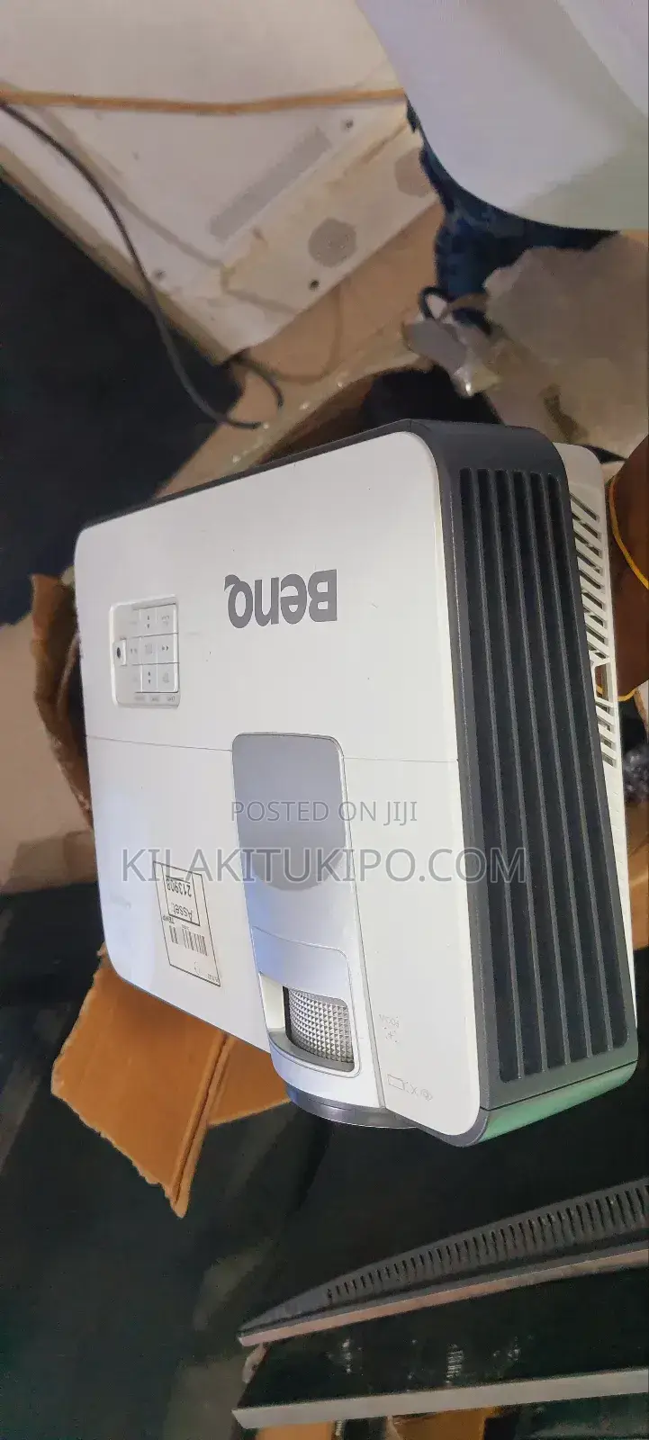 Benq Projector Used in Clean Conditions