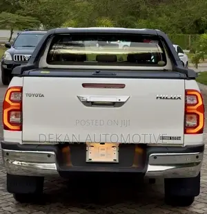 Toyota Hilux 2.4 Diesel 2020 White
