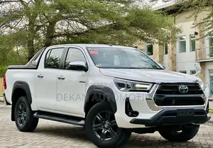 Toyota Hilux 2.4 Diesel 2020 White