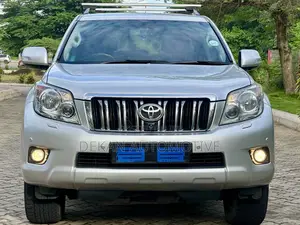 Toyota Land Cruiser Prado 3.0 TD 2012 Silver