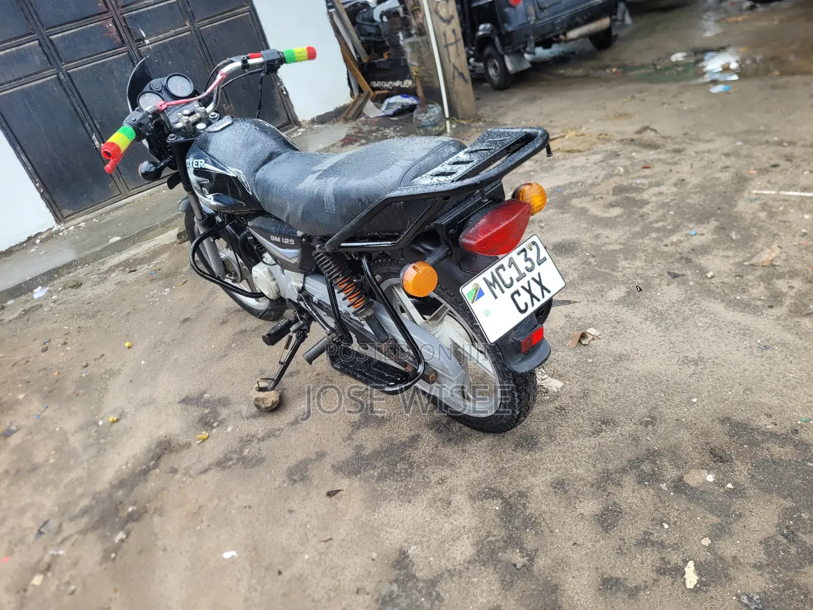 Bajaj Boxer X125 2024 Black