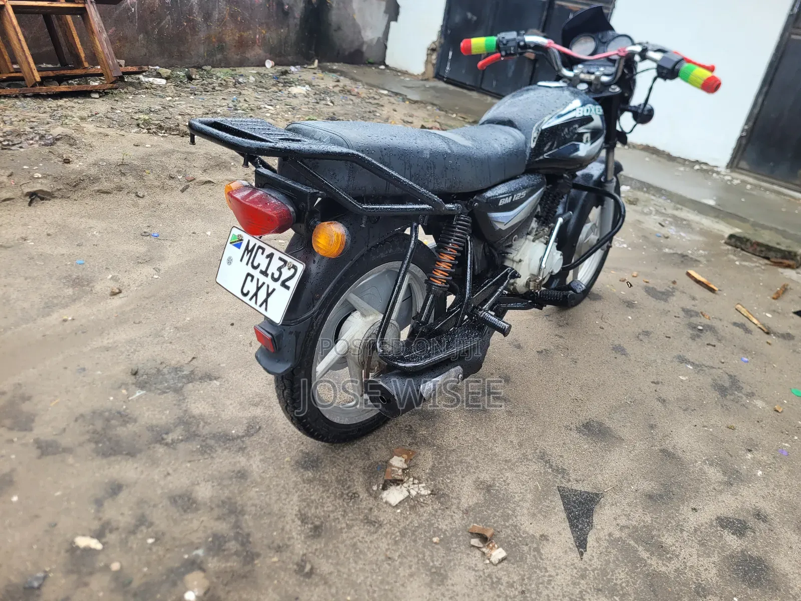 Bajaj Boxer X125 2024 Black