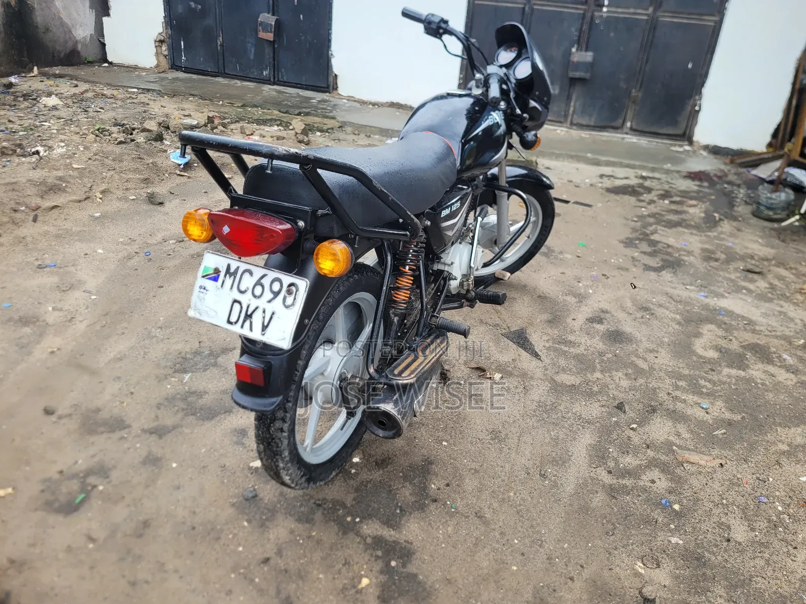Bajaj Boxer 125 2024 Black