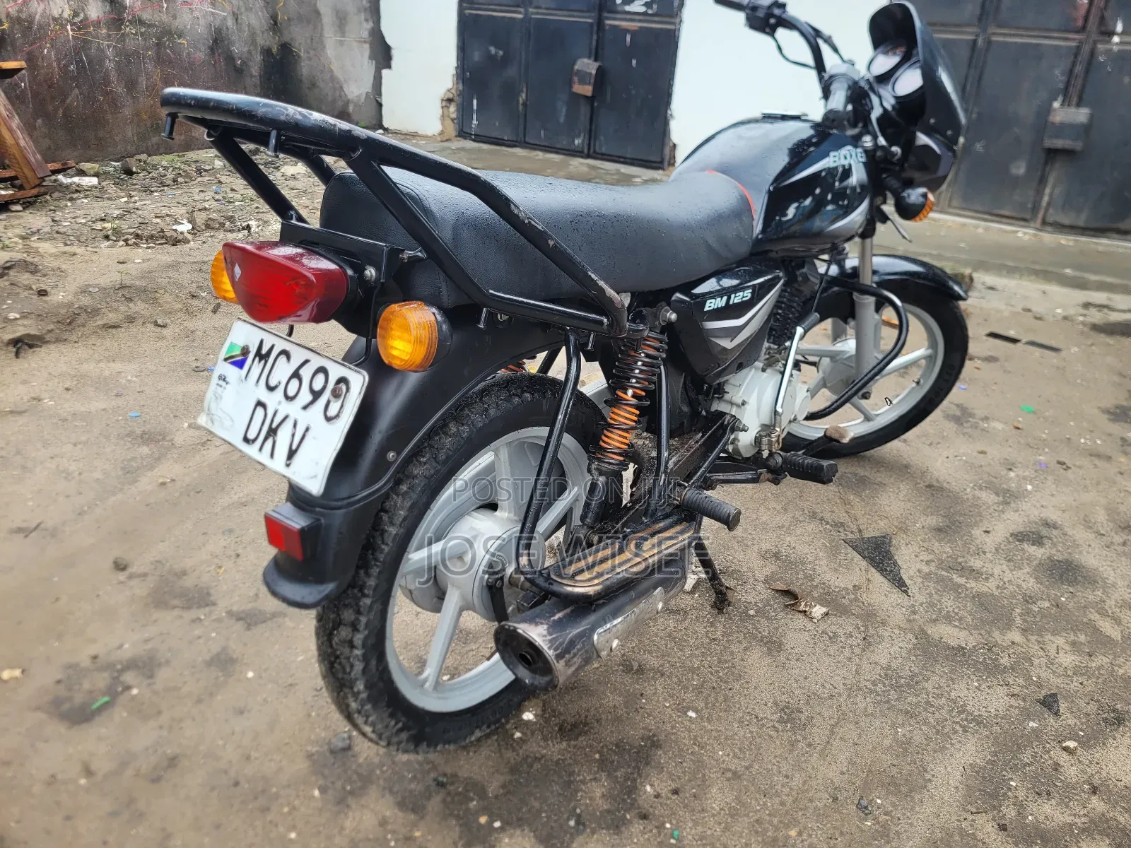 Bajaj Boxer 125 2024 Black
