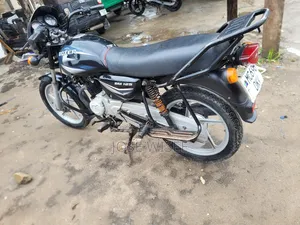 Bajaj Boxer 125 2024 Black