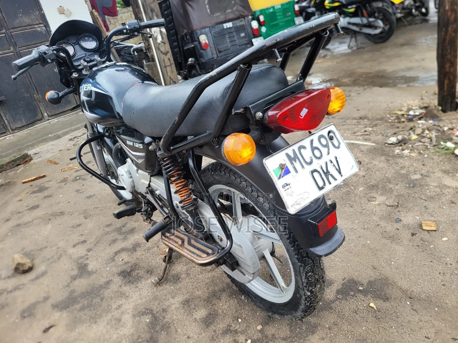 Bajaj Boxer 125 2024 Black