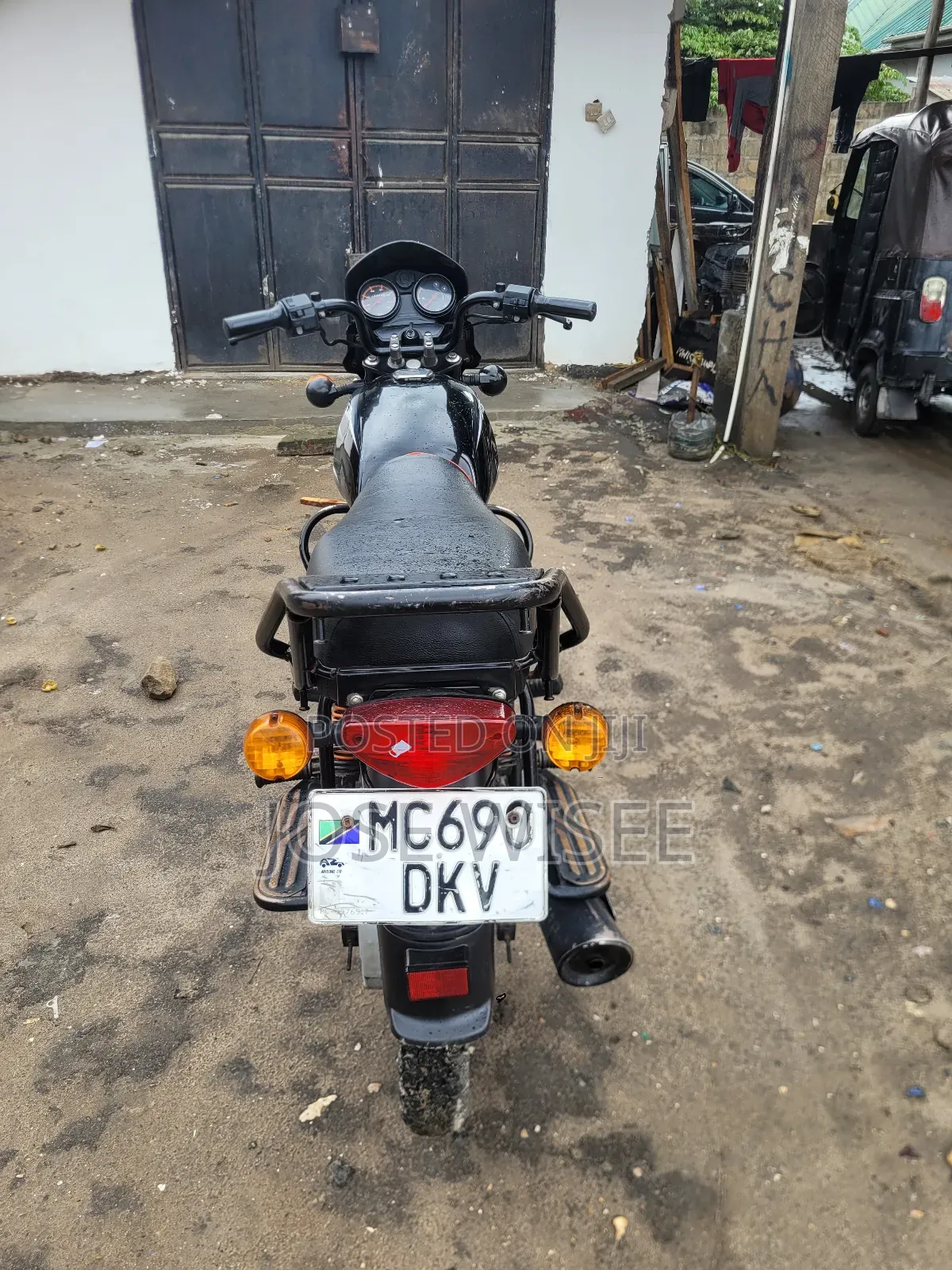 Bajaj Boxer 125 2024 Black
