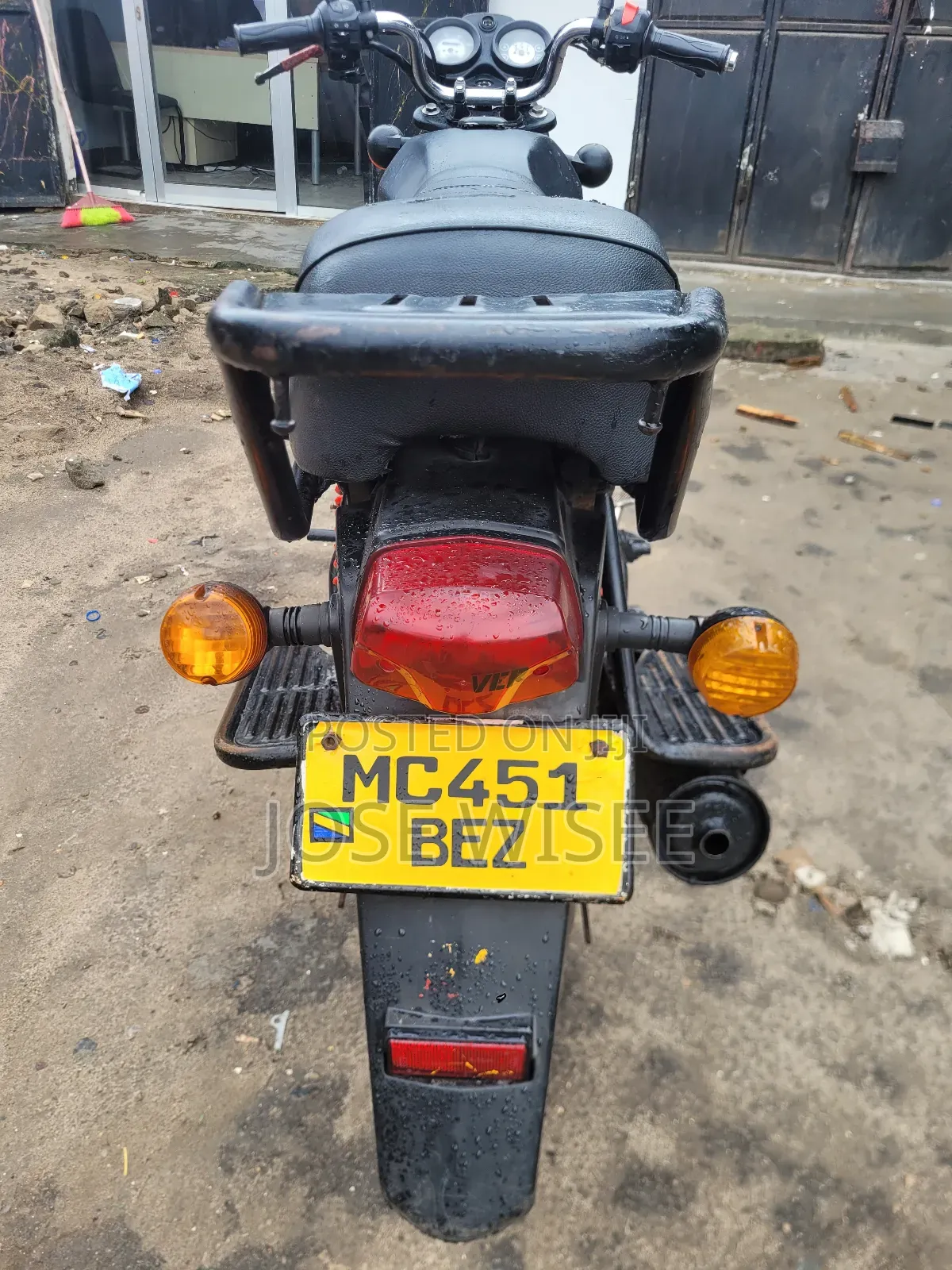 TVS 2024 Black