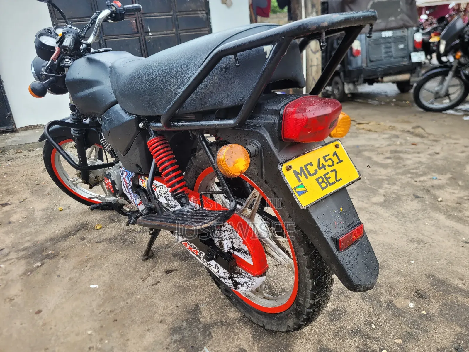 TVS 2024 Black