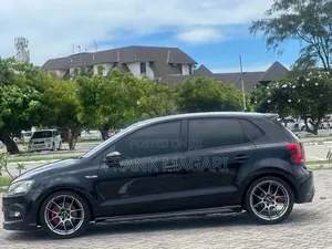 Volkswagen Polo 2011 Black
