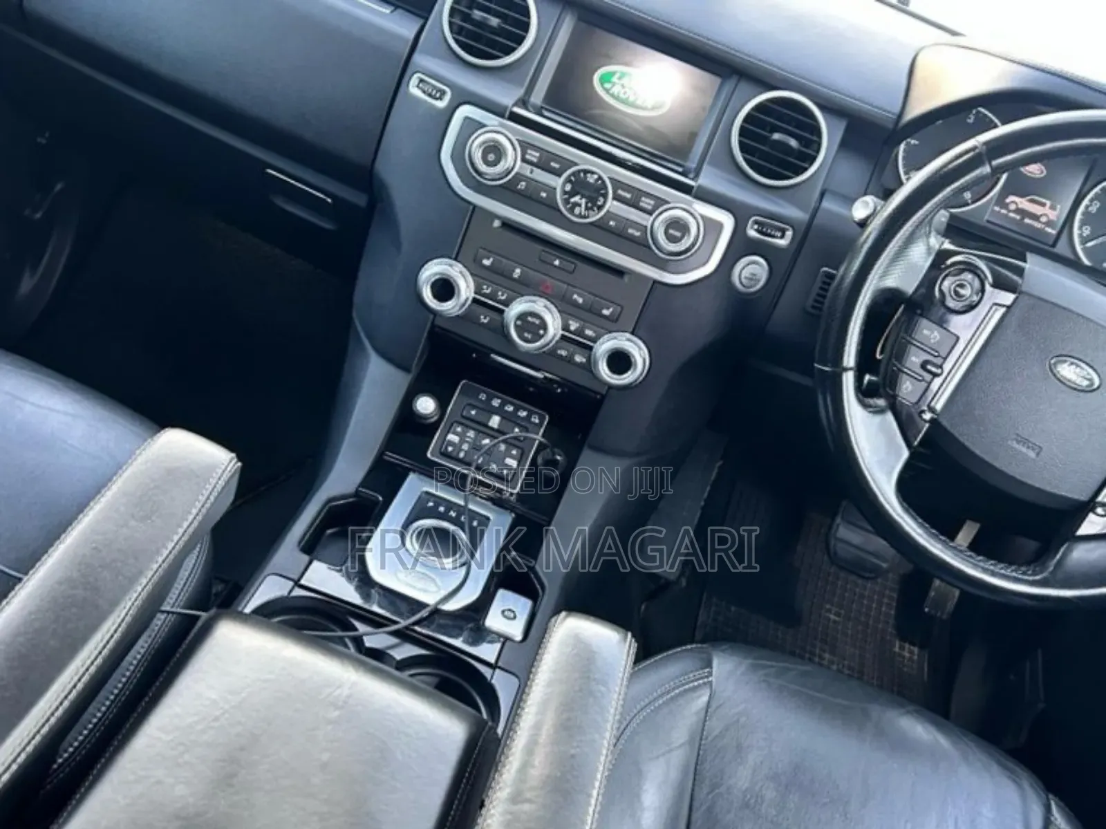 Land Rover Discovery 2016 Gold