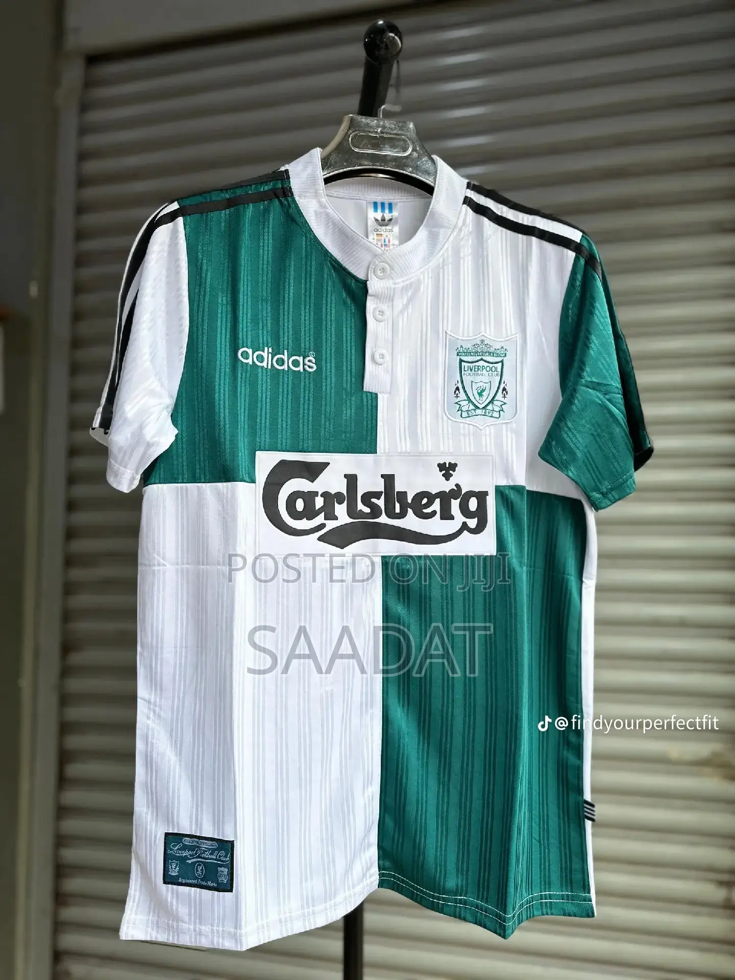Liverpool 1995/1996 Away Shirt