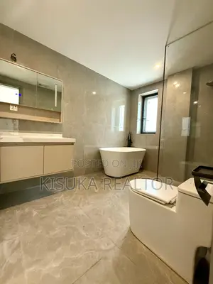Furnished 4bdrm Penthouse in Penthouse, Kinondoni for rent