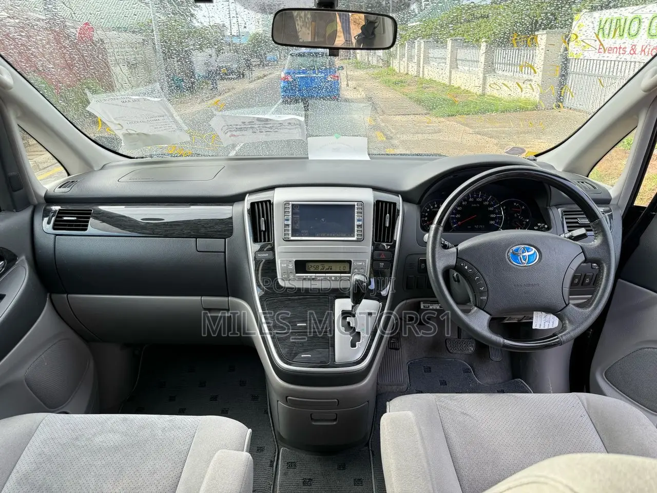 Toyota Alphard 2005 Black