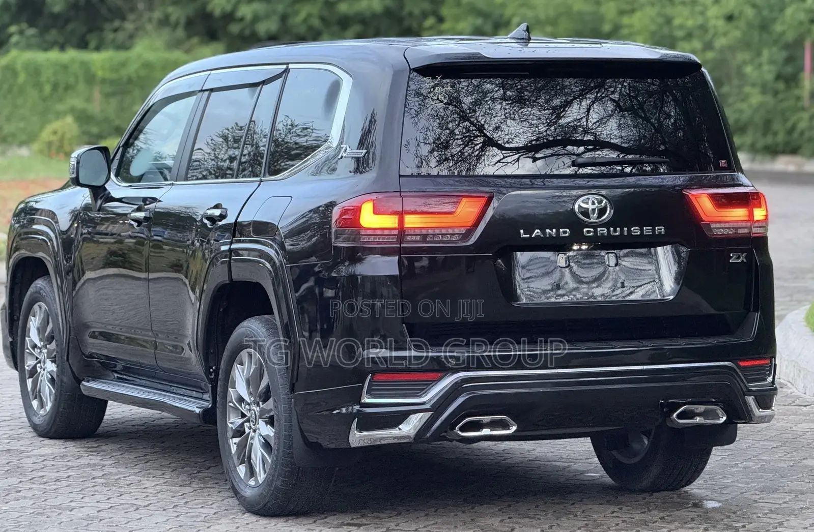 Toyota Land Cruiser 2024 Black