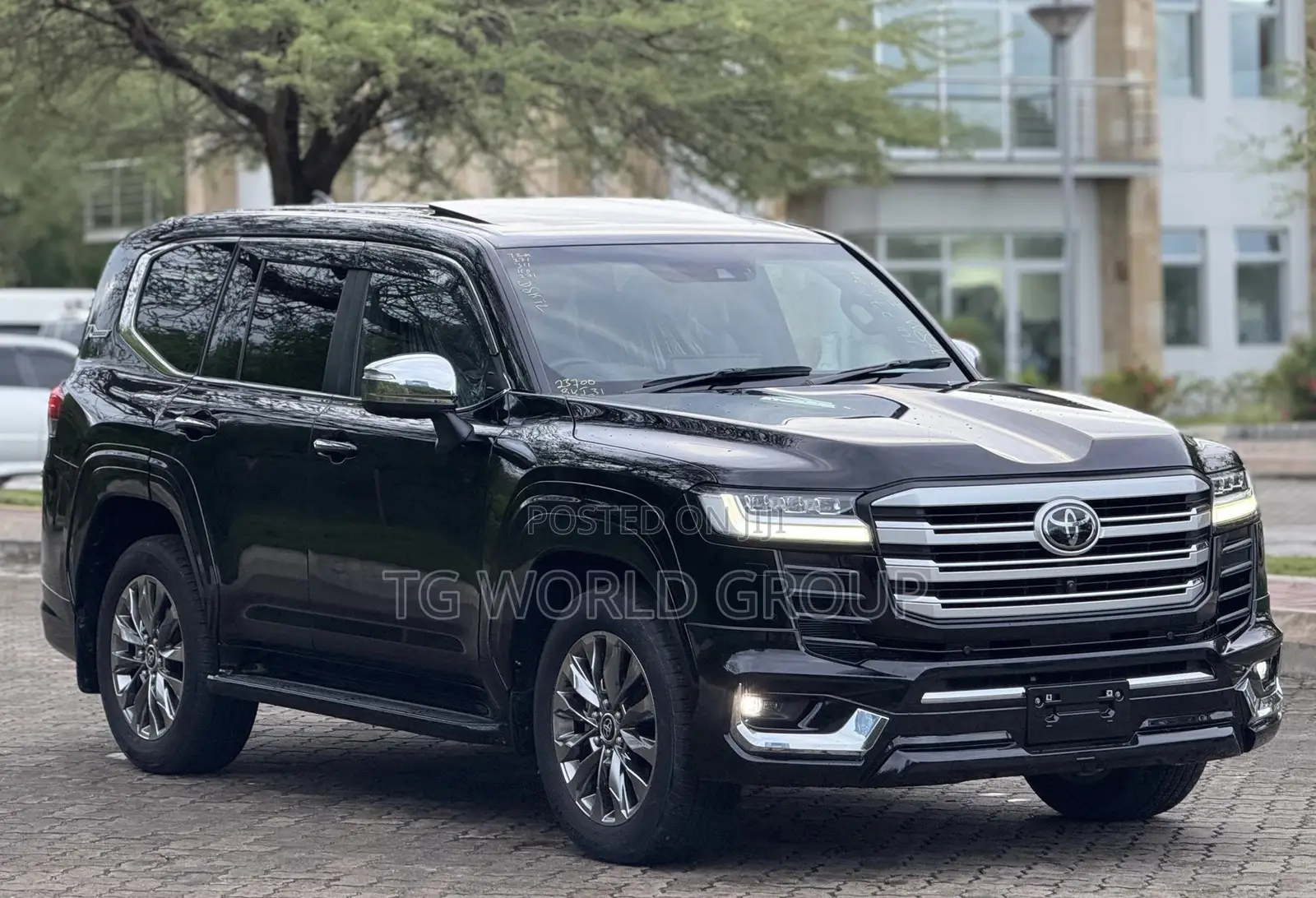 Toyota Land Cruiser 2024 Black