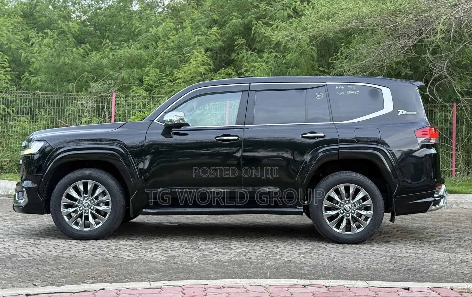 Toyota Land Cruiser 2024 Black