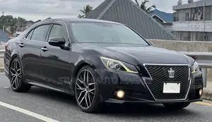 Toyota Crown 2014 Black