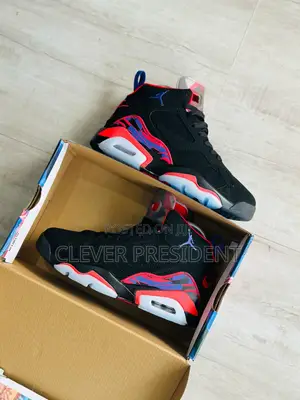 Shoes Jordan Available