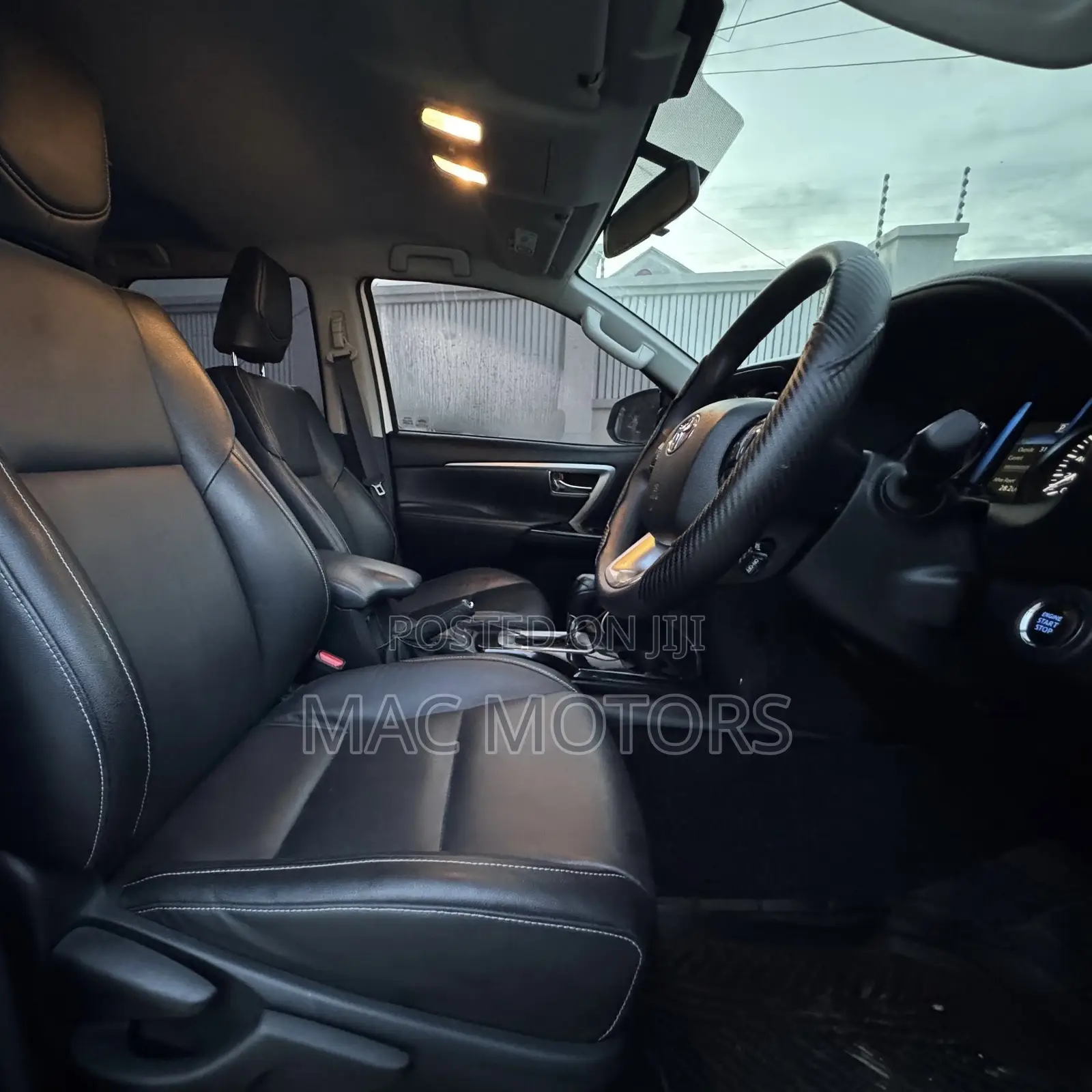 Toyota Fortuner 2.4 D AWD 2023 White